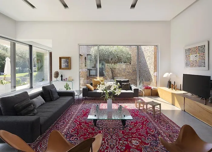 Mas Contemporain Villa